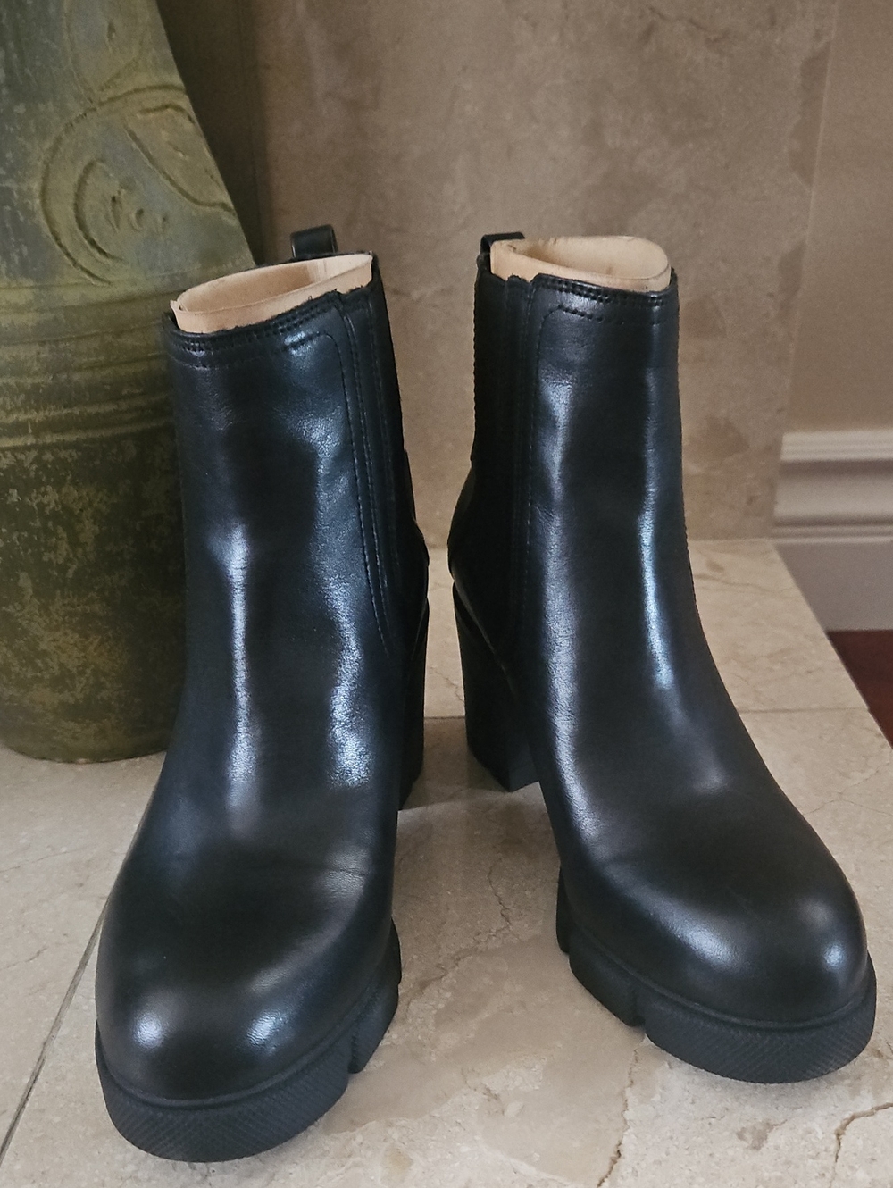 NWT Naturalizer Leather Black Platform MINDY Boots